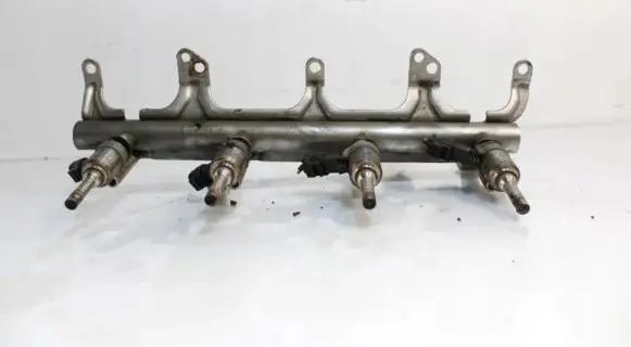 Seat Leon (1P) Fuel main line pipe