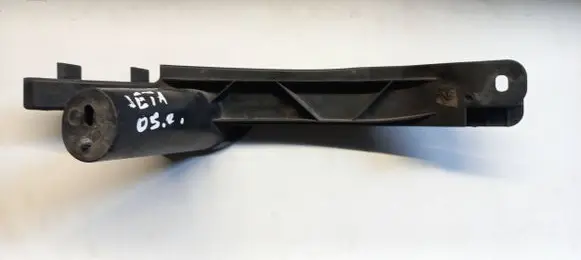 Front bumper mounting bracket