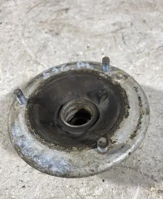 BMW 3 E46 Coil spring mount 31336752735