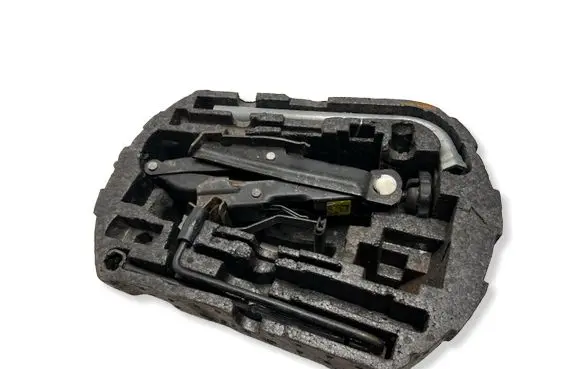 Volkswagen New Beetle Tool box 3C0012115A