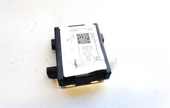 BMW X5 E70 Antenna control unit 914149101 6520914149101