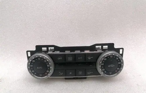 Mercedes-Benz C W204 Climate control/heater control trim A2048300290