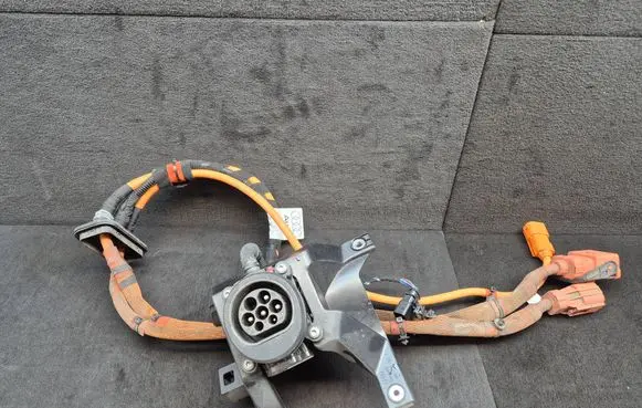 Audi Q7 4M Electric car charging cable 4M0971093T 5QE915651D
