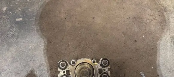 Volvo S80 Engine mount bracket 8G9N7M121BA