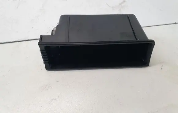 Volkswagen PASSAT B6 Car ashtray 3C0863077 318230100