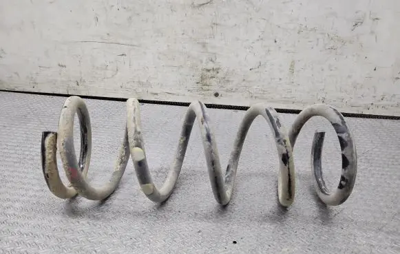 Nissan Murano Z50 Rear coil spring