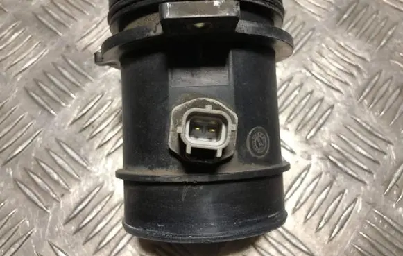 Ford Focus Mass air flow meter 98AB9P965AA
