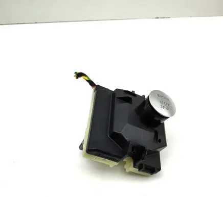 Mercedes-Benz C W205 Engine start stop button switch A2059000924