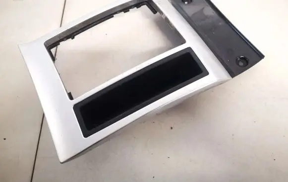 Chrysler 300 - 300C Other interior part 0zm01trmab