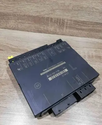 Mercedes-Benz S W220 Seat control module 2208201185 00007653a4