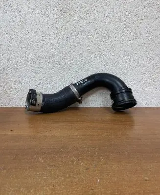 Land Rover Range Rover Evoque L538 Intercooler hose/pipe GJ326C715AA E2849