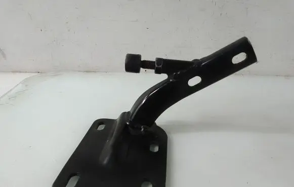 Mercedes-Benz Vaneo W414 Sliding door lower roller guide/hinge A4147600247