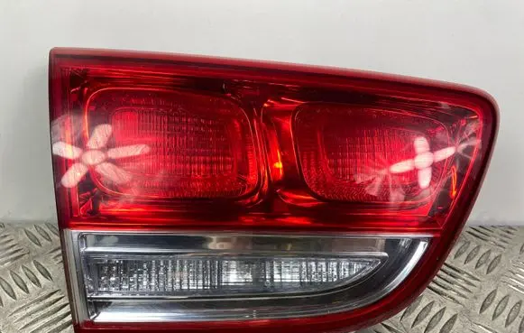 KIA Sorento Tailgate rear/tail lights 9240C6