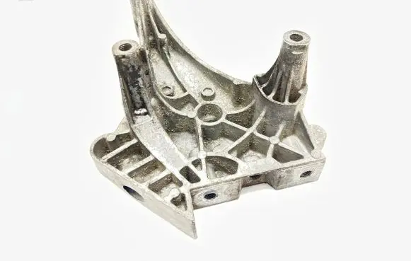 Volkswagen PASSAT B6 Engine mounting bracket 03G199207G 550K1S112