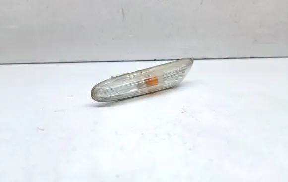 BMW 3 E90 E91 Front fender indicator light 
