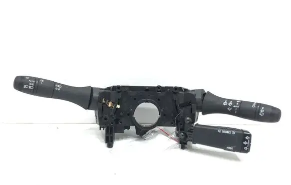 Wiper turn signal indicator stalk/switch