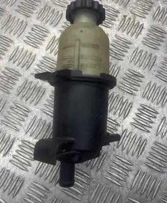 Jeep Liberty Power steering fluid tank/reservoir 52088713AA 24737V 0214CAV2