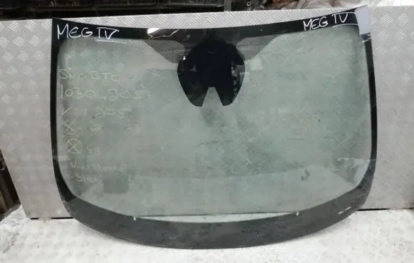 Renault Megane IV Front windscreen/windshield window 