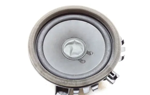 Volvo V70 Front door speaker 30657445