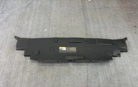 Engine bonnet/hood lock trim molding