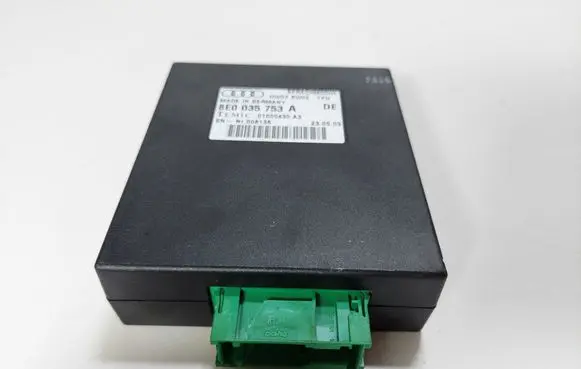 Audi A4 S4 B6 8E 8H Voice control module 8E0035753A