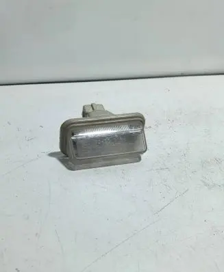 Toyota Avensis T250 Number plate light E1001479