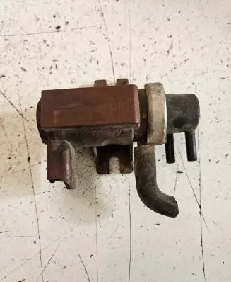 Ford Focus C-MAX Turbo solenoid valve 70096803 9652570180 07T149