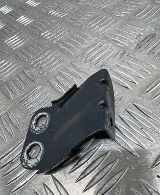 Jaguar XF X260 Fender mounting bracket 260816
