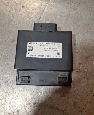 Skoda Fabia Mk2 (5J) Voltage converter/converter module 8K0959663B 111004105 8K0959663