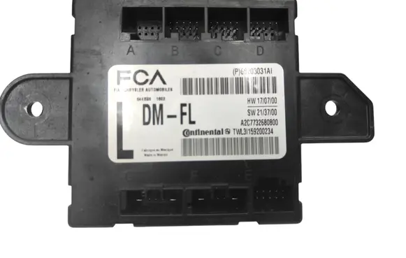 Jeep Grand Cherokee WL Door control unit/module 68203031AI 68203031AJ
