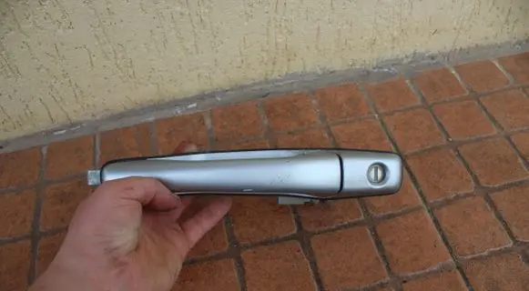 Mitsubishi Outlander Front door exterior handle 