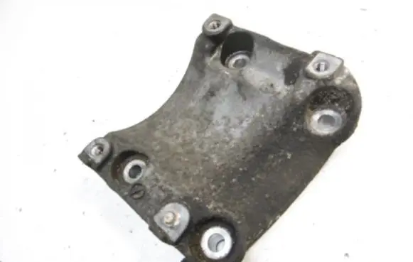 Honda Accord Engine mounting bracket RBD