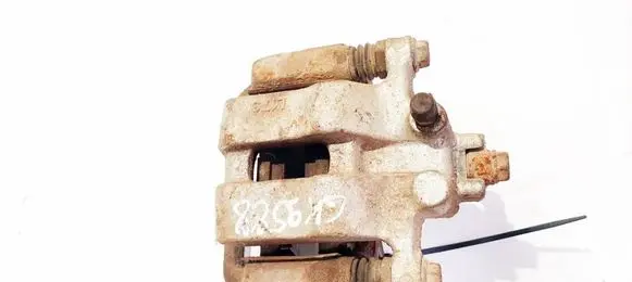 Honda FR-V Rear brake caliper