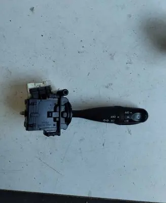 Suzuki Grand Vitara II Indicator stalk 173744