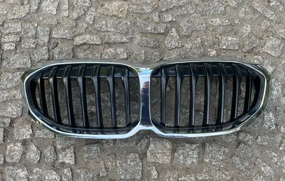 BMW 1 F40 Front grill BTA7076802 5439367 5A39366