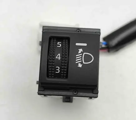 Toyota Yaris Cross Headlight level height control switch 841520D290