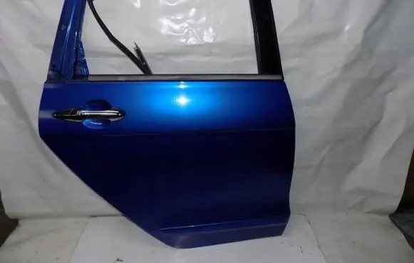 Honda FR-V Rear door FRVB520P