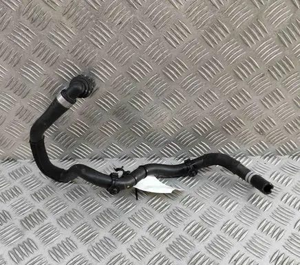 Volvo XC40 Engine coolant pipe/hose 32249650