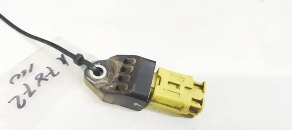 Subaru Legacy Airbag deployment crash/impact sensor 98237AG000 76446PHX4