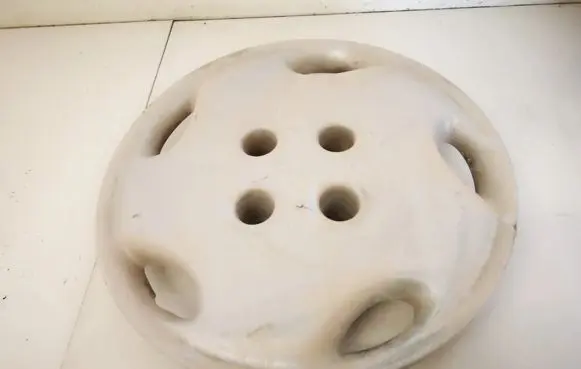 Citroen Berlingo R14 wheel hub/cap/trim 9626115080