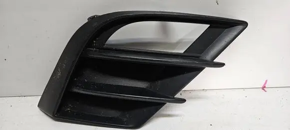 Mazda 3 II Front fog light trim/grill BCD250C21 K3006