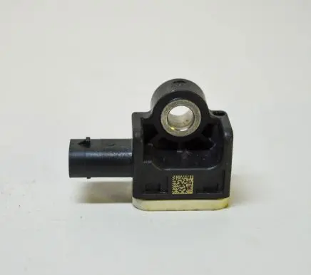 Mercedes-Benz CLA C117 X117 W117 Airbag deployment crash/impact sensor A1668210151