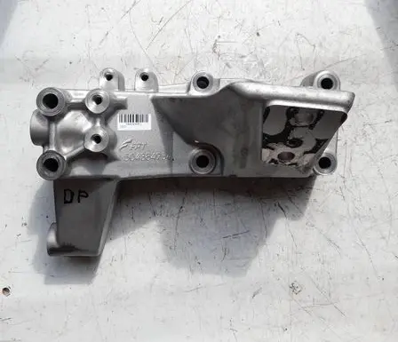 Iveco Daily 5th gen Engine mounting bracket 504384954