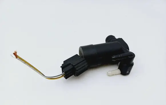 Ford Focus Windscreen/windshield washer pump 