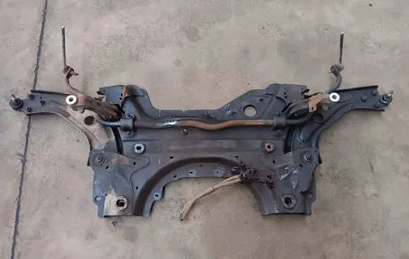 Peugeot 308 Front axle beam 3567888998654wozek