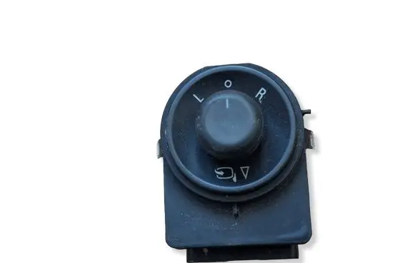 Opel Insignia A Wing mirror switch 13271833