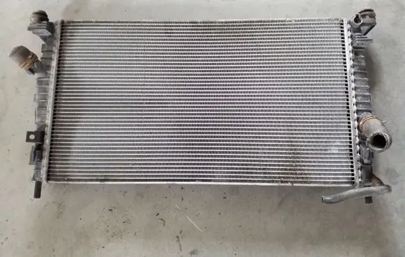 Ford Focus Coolant radiator 3M5H8005TL