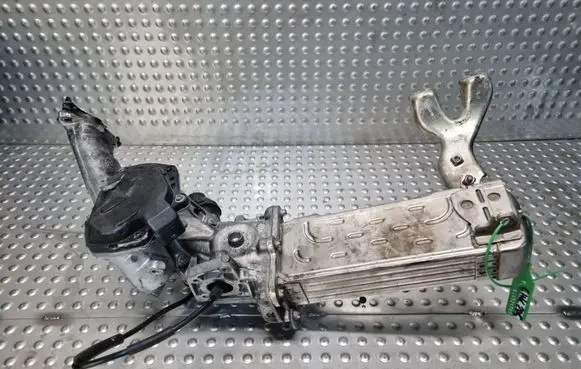 Mercedes-Benz CLA C117 X117 W117 EGR valve cooler A6511420467 A6511400860 A6511400675