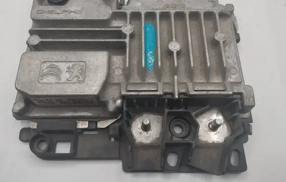 Peugeot 2008 I Engine control unit/module 9810858280 28447924 00253953152
