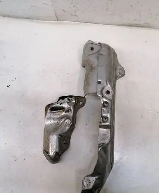 Heat shield in engine bay